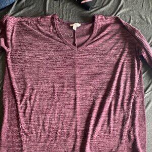 Women's V-Neck Maroon Top